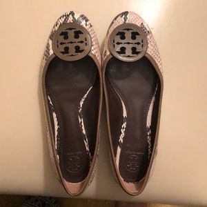 Tory Burch snake leather flats size 8M